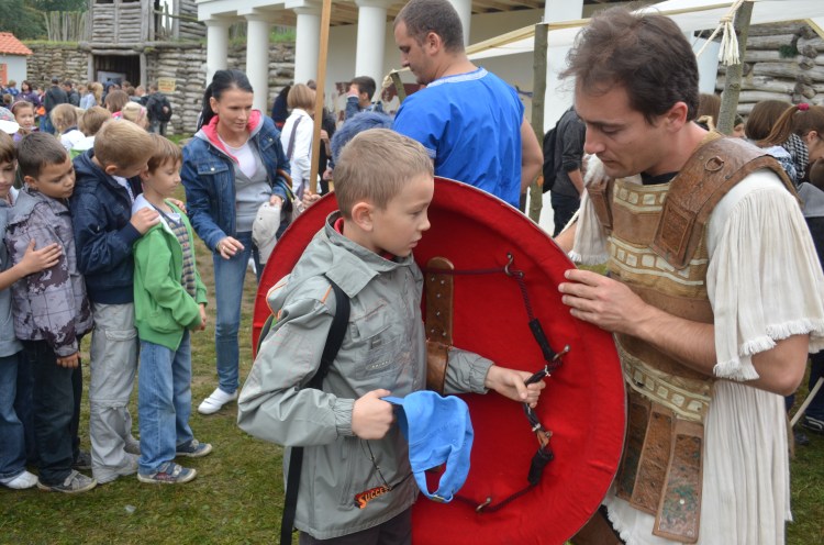 6190287843_f4a936e967_o