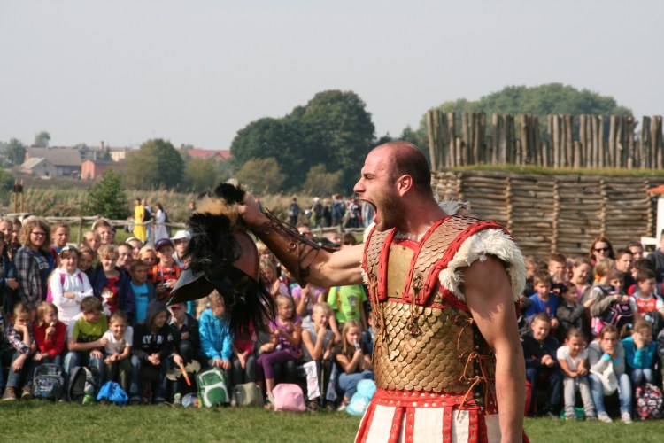 6239873231_062bd7434e_o