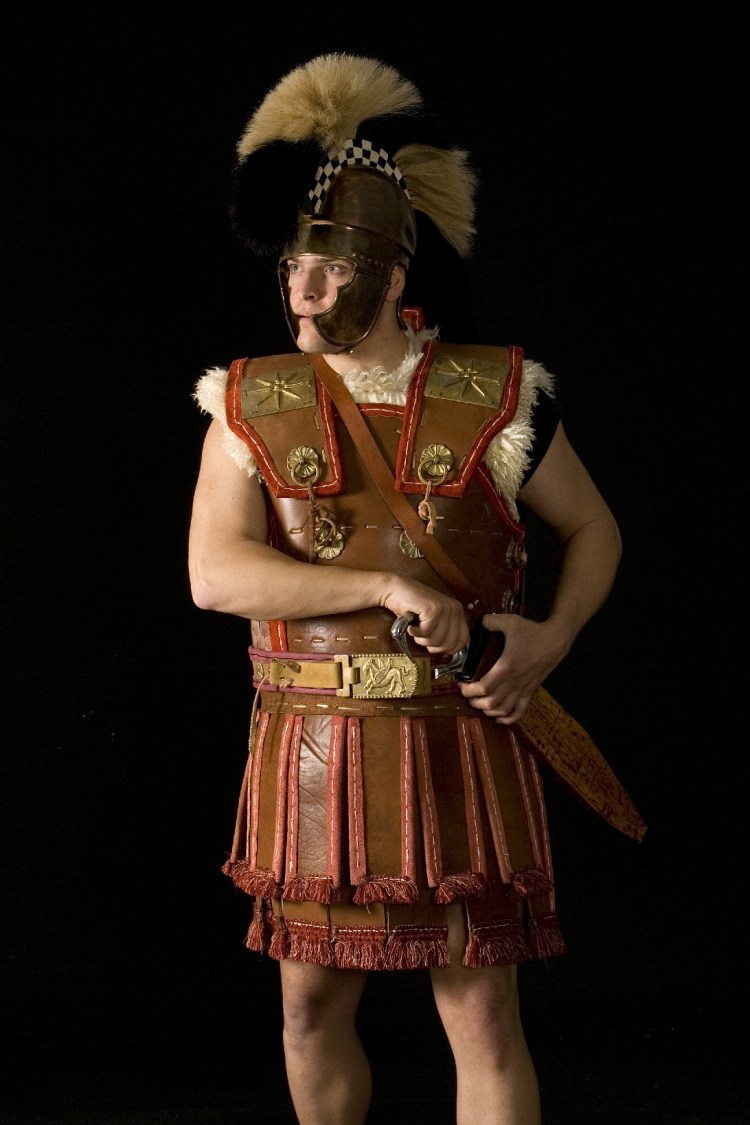 Reconstruction of Macedonian Seleucid Officer of the Royal Guard -  Middle 3rd century B.C.  Armor built by Dimitrios Katsikis, hellenicarmors.gr  Kopis built by Dimitrios Tertsis Photo: Andreas Smaragdis